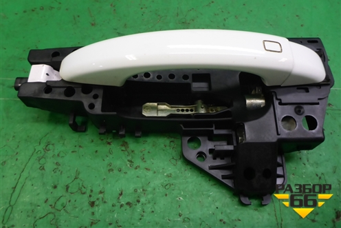 Ручка наружная двери передней левой (правый руль) (8T0837885) для Audi Q5 c 2008-2017г