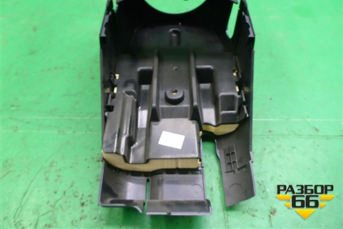 Кожух рулевой колонки (правый руль) (8R0953515) для Audi Q5 c 2008-2017г