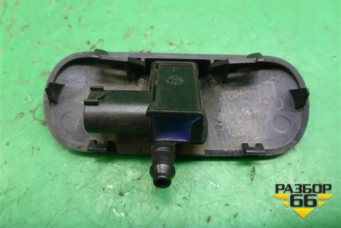 Форсунка омывателя лобового стекла (левая с обогревом) (8R0955987B) для Audi Q5 c 2008-2017г