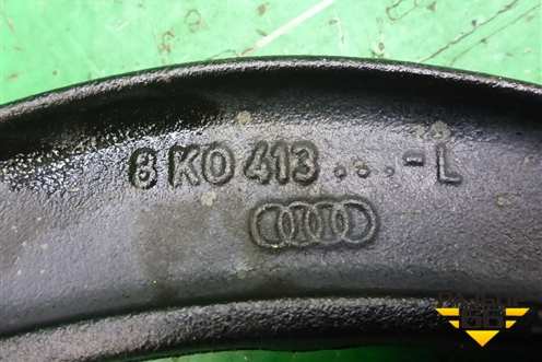 Кронштейн амортизатора переднего (правый нижний) для Audi Q5 c 2008-2017г