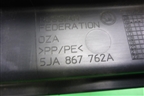Держатель задней полки правый (5JA867762A) для Skoda Rapid с 2013г