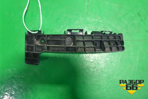 Кронштейн заднего бампера левый (5215648031 5215648030) для Lexus RX 300 c 2009-2015г