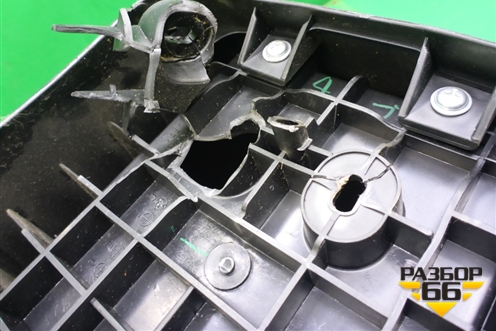 Подлокотник (BP4K64441) для Mazda Mazda 3 (BK) с 2003-2009г 