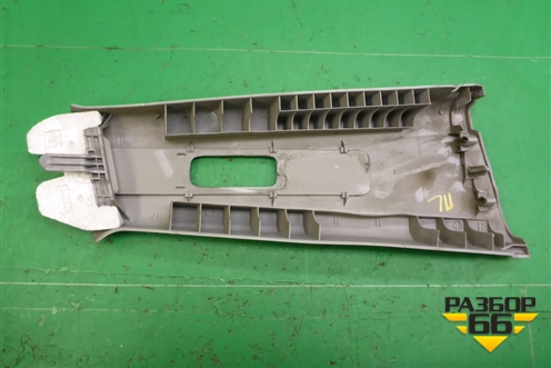 Обшивка стойки центральная верхняя левая (BP4K68211) для Mazda Mazda 3 (BK) с 2003-2009г 