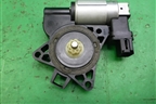 Моторчик стеклоподъёмника задний правый (CM011760) для Mazda Mazda 3 (BK) с 2003-2009г