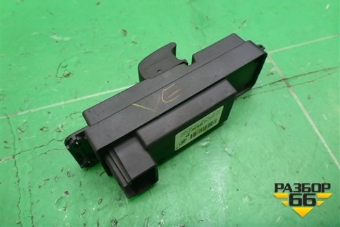 Кнопка стеклоподъёмника (BS3E66370) для Mazda Mazda 3 (BK) с 2003-2009г 