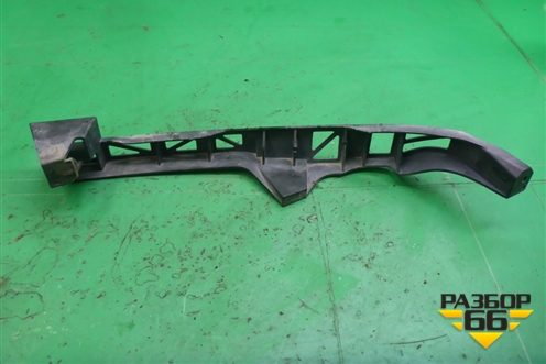 Кронштейн переднего бампера правый (BN8V50151) для Mazda Mazda 3 (BK) с 2003-2009г 