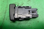 Кнопка аварийной сигнализации (BP4K664H0) для Mazda Mazda 3 (BK) с 2003-2009г