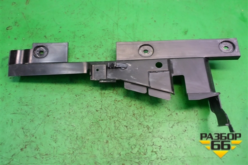 Дефлектор радиатора правый (3M5110B738BH) для Ford Focus 2 с 2008-2011г