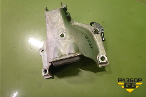 Кронштейн опоры двигателя (левый) (8K0399377AF) для Audi A4 (В8) с 2007-2015г
