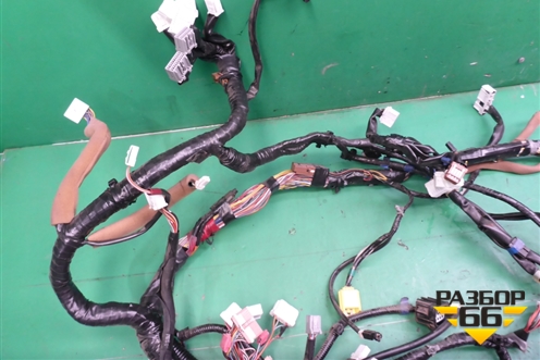 Проводка салонная (под торпедо) (24010CA004) для Nissan Murano (Z50) с 2002-2008г (Мурано)