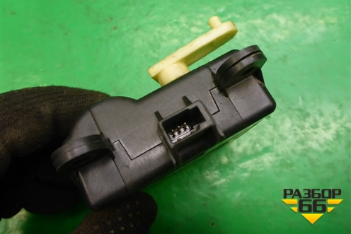 Моторчик заслонки отопителя (3F12030820) для Nissan Murano (Z50) с 2002-2008г