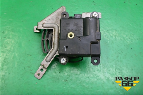 Моторчик заслонки отопителя (3K01030840) для Nissan Murano (Z50) с 2002-2008г