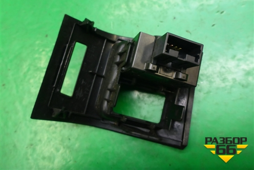Кнопка (VDS OFF) для Nissan Murano (Z50) с 2002-2008г