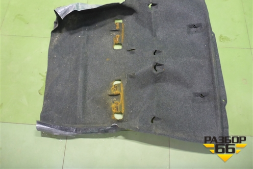 Коврик в багажник (5857144050B0) для Toyota Isis c 2004-2018г
