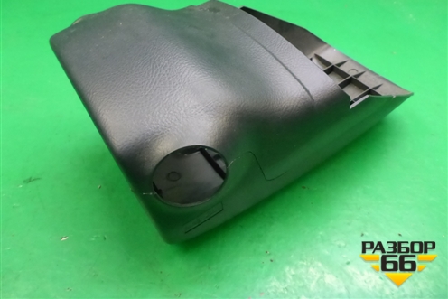 Кожух рулевой колонки (4528744080) для Toyota Isis c 2004-2018г