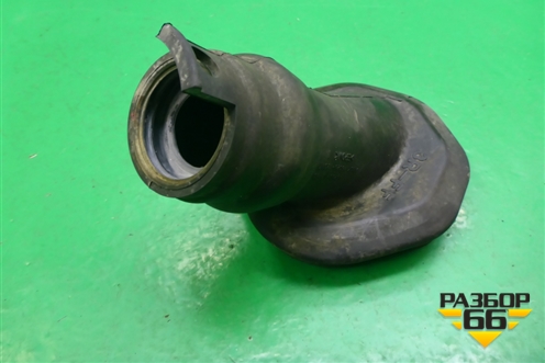 Пыльник рулевой колонки (4526812150) для Toyota Isis c 2004-2018г