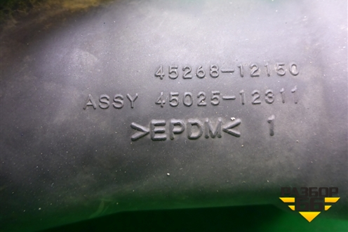 Пыльник рулевой колонки (4526812150) для Toyota Isis c 2004-2018г