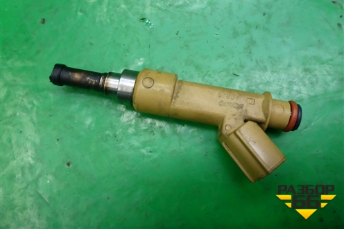 Форсунка инжекторная электрическая (1.8л 2ZR) (2325037010) для Toyota Isis c 2004-2018г