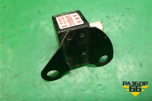 Датчик AIR BAG (8917444010) для Toyota Isis c 2004-2018г