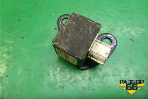 Датчик AIR BAG (8917444010) для Toyota Isis c 2004-2018г