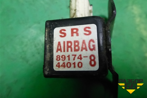 Датчик AIR BAG (8917444010) для Toyota Isis c 2004-2018г