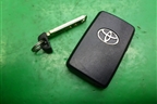 Ключ зажигания для Toyota Isis c 2004-2018г