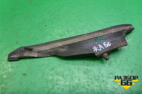 Молдинг лобового стекла правый (нижний) (5386644011) для Toyota Isis c 2004-2018г