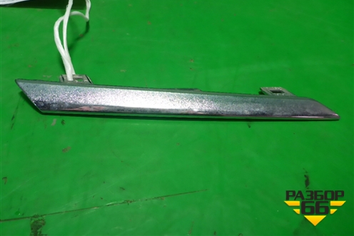 Накладка на решетку радиатора (правая) (531250R050) для Toyota Rav-4 с 2012-2019г