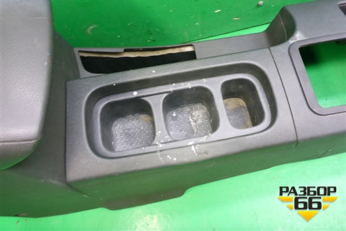 Подлокотник для Nissan Navara (D40) с 2005-2015г (Навара)