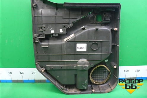 Обшивка двери задней правой под электрику (82900EB10A) для Nissan Navara (D40) с 2005-2015г (Навара)