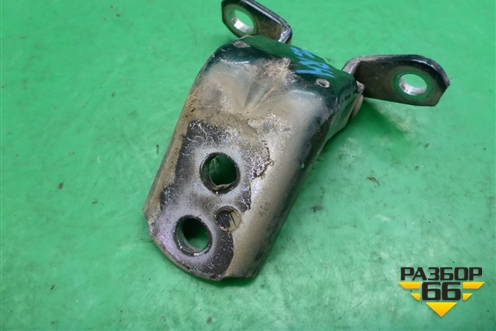 Петля двери задней правой нижняя для Nissan Navara (D40) с 2005-2015г (Навара)