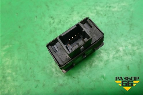 Кнопка (ускоренного прогрева салона) для Nissan Navara (D40) с 2005-2015г (Навара)