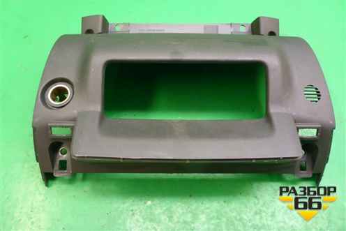 Накладка на торпедо (68246EB30C) для Nissan Navara (D40) с 2005-2015г (Навара)