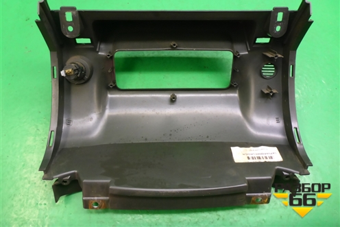 Накладка на торпедо (68246EB30C) для Nissan Navara (D40) с 2005-2015г (Навара)