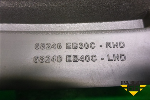 Накладка на торпедо (68246EB30C) для Nissan Navara (D40) с 2005-2015г (Навара)