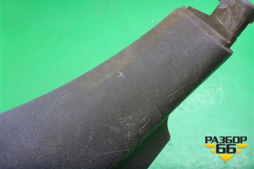 Обшивка стойки центральная нижняя правая (76915EB300) для Nissan Navara (D40) с 2005-2015г (Навара)