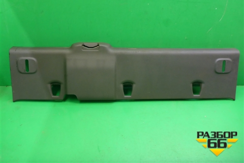 Накладка внутренняя (за задним сиденьем) (79911EB103) для Nissan Navara (D40) с 2005-2015г (Навара)