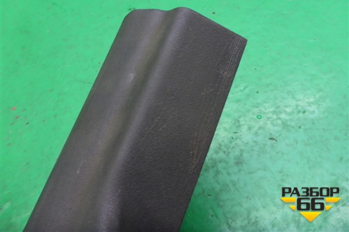 Накладка порога внутренняя заднего правого (769B6EB323) для Nissan Navara (D40) с 2005-2015г (Навара)