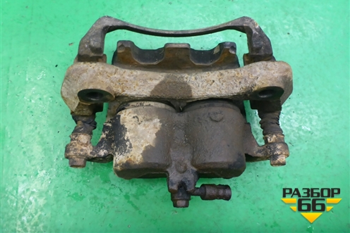 Суппорт передний правый для Nissan Navara (D40) с 2005-2015г (Навара)