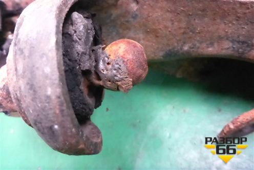 Рычаг передний левый нижний для Nissan Navara (D40) с 2005-2015г (Навара)