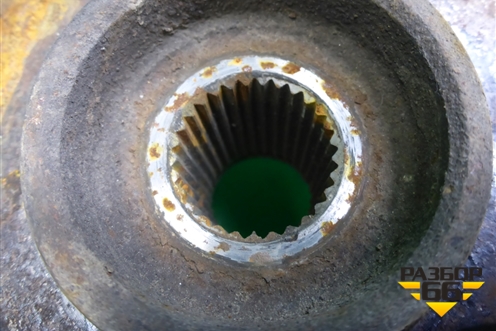 Кулак поворотный передний левый (2.5л YD25 АКПП) для Nissan Navara (D40) с 2005-2015г (Навара)