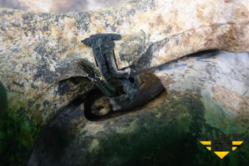 Кулак поворотный передний правый (2.5л YD25 АКПП) для Nissan Navara (D40) с 2005-2015г (Навара)