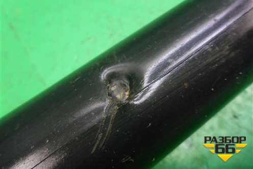 Амортизатор передний (56200EB30A) для Nissan Navara (D40) с 2005-2015г (Навара)