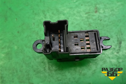 Кнопка стеклоподъёмника для Nissan Navara (D40) с 2005-2015г (Навара)