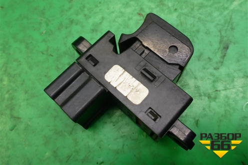 Кнопка стеклоподъёмника для Nissan Navara (D40) с 2005-2015г (Навара)