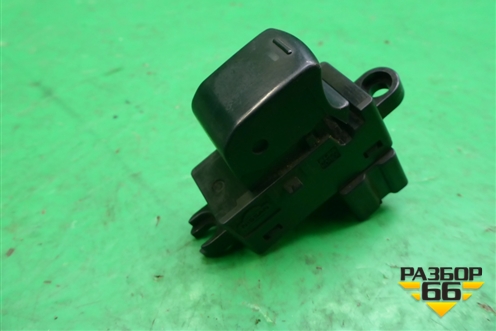 Кнопка стеклоподъёмника для Nissan Navara (D40) с 2005-2015г (Навара)