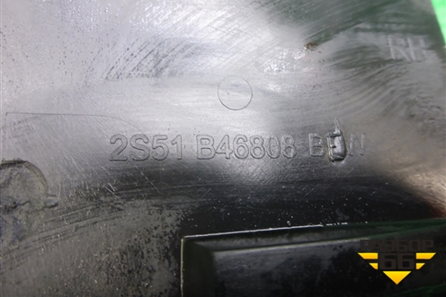 Держатель задней полки правый (2S51B46808BEW) для Ford Fiesta с 2001-2008г