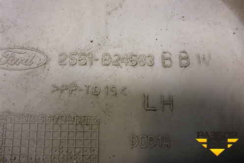 Обшивка стойки центральная верхняя левая (3-х дверный кузов) (2S51B24583BBW) для Ford Fiesta с 2001-2008г