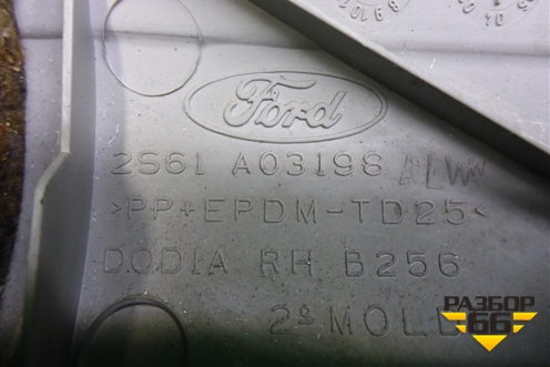 Обшивка стойки лобового стекла правая (2S61A03198ALW) для Ford Fiesta с 2001-2008г